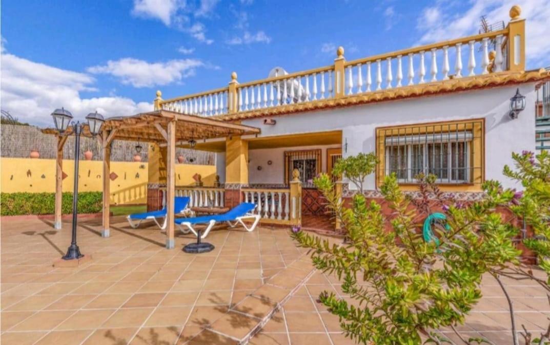 Вилла Cortijo Maria Gomez Малага Экстерьер фото